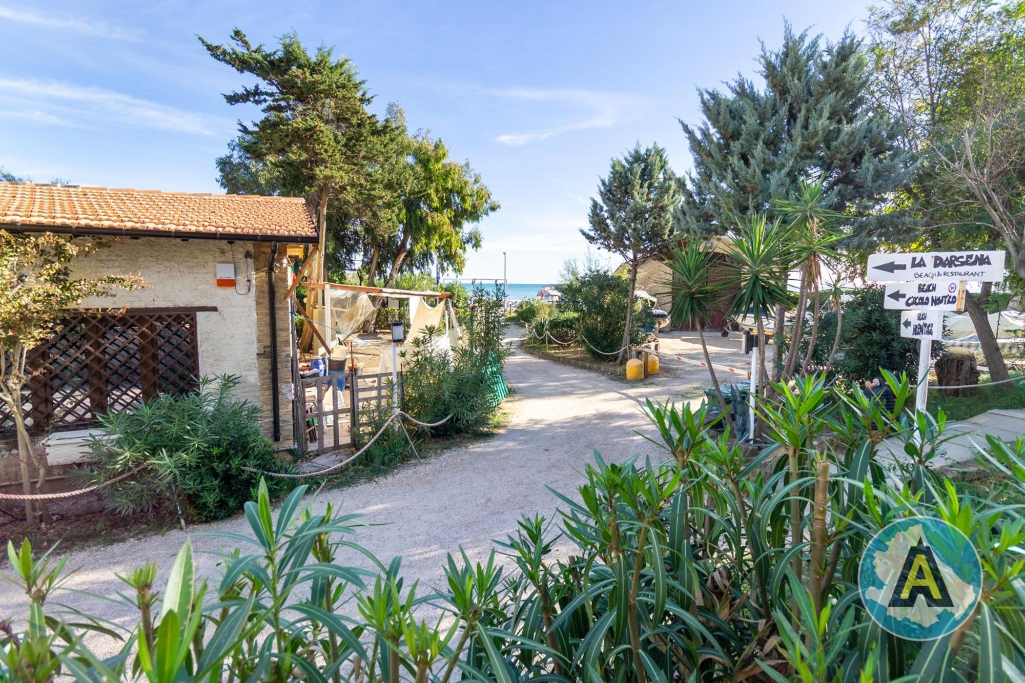 Isola Felice Hotel Silvi Paese Exterior foto
